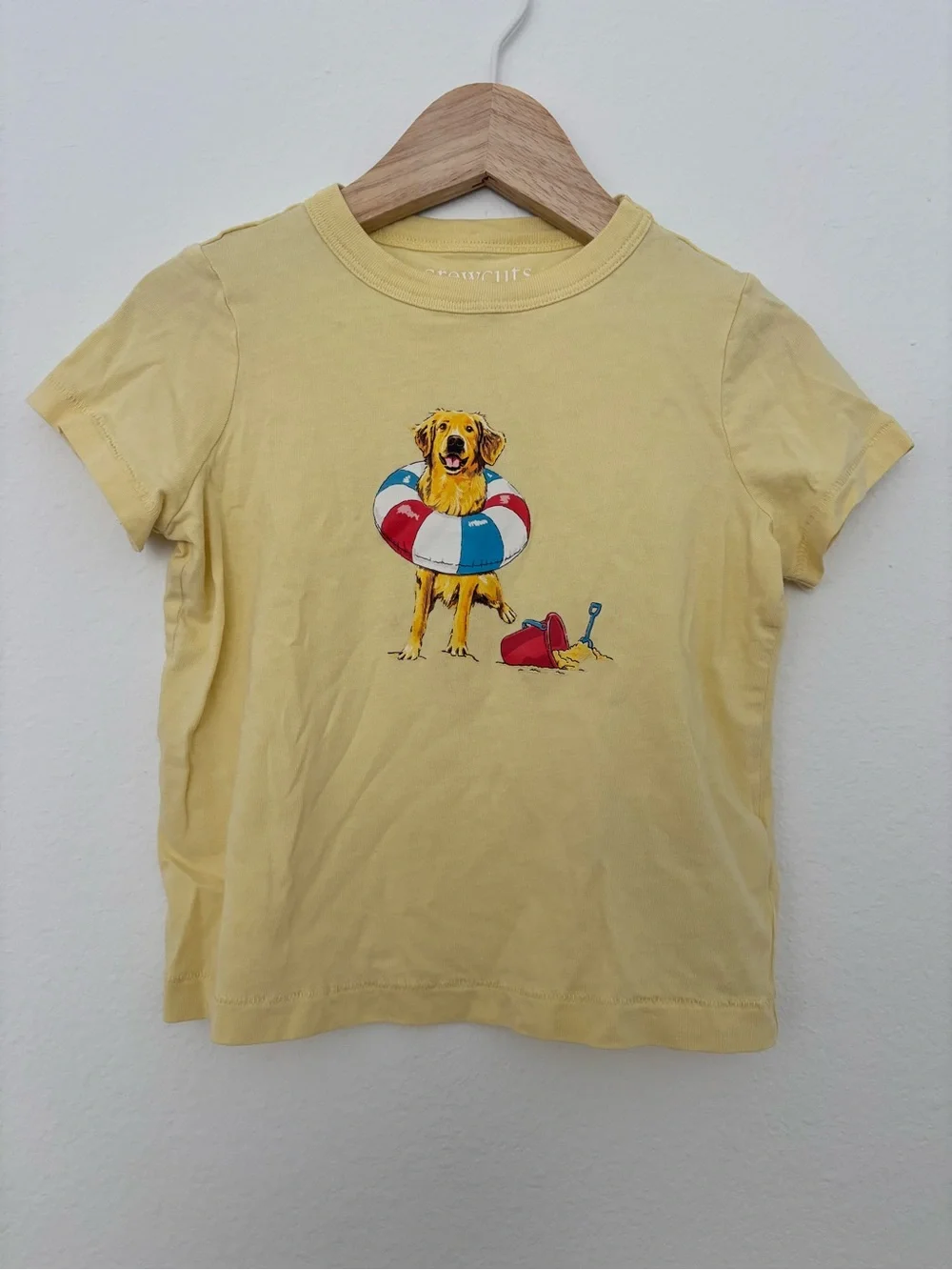 Crewcuts Yellow Dog Graphic Pet Tee with Beach Float